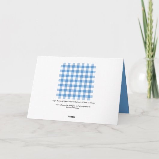 Light Blue en White Gingham Pattern Bedankkaart (Achterkant)