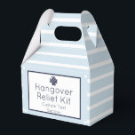 Light Blue en White Hangover Relief Kit Favor Box Bedankdoosjes<br><div class="desc">Perfect klassiek bleek lichtblauw en witte zuiger gestript met een draagtas voor hulpgoederen van de marine,  die aanpasbaar is.</div>