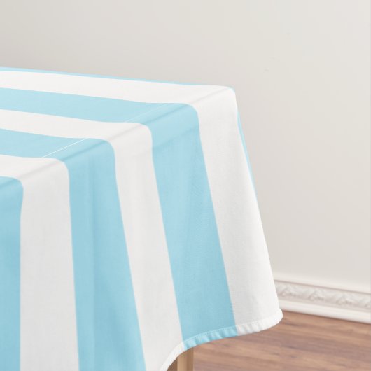 Light Blue en White Stripes Pattern Tafelkleed (Voorbeeld)