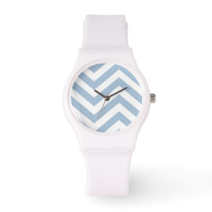 Light Blue Grunge Textured Chevron Horloge