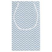 Light Blue Grunge Textured Chevron Klein Cadeauzakje (Achterkant)
