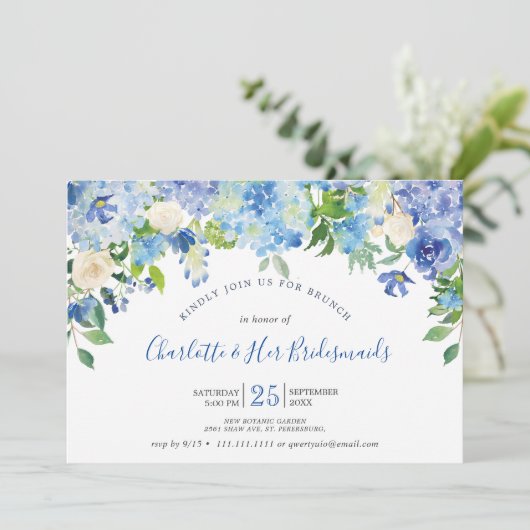 Light Blue Hydrangeas Greenery Bridesmaids Brunch Kaart (Staand voorkant)