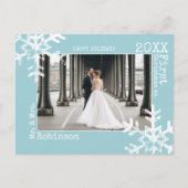 Light Blue Pas getrouwd 1e kerstfoto Snowflake Feestdagenkaart (Voorkant)