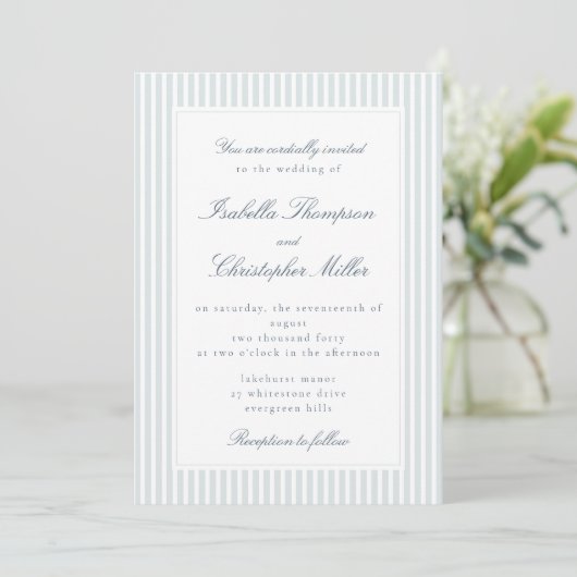 Light Blue Striped Modern Script Wedding Invitatio Kaart (Staand voorkant)
