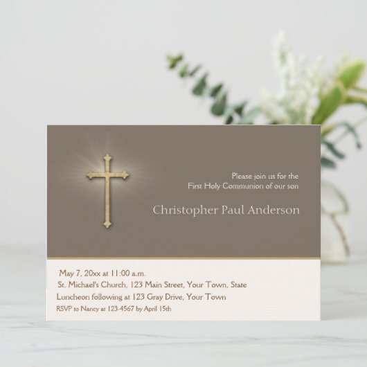 Light Brown, Gold Cross, religieuze uitnodiging (Staand voorkant)