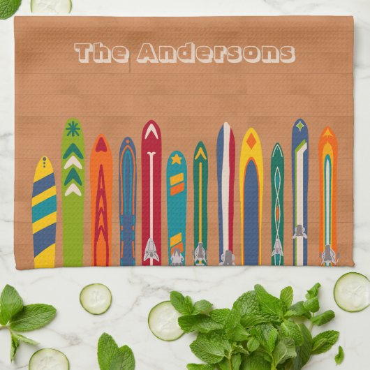 Light Brown Vintage Skis Personalized Theedoek (Gevouwen)