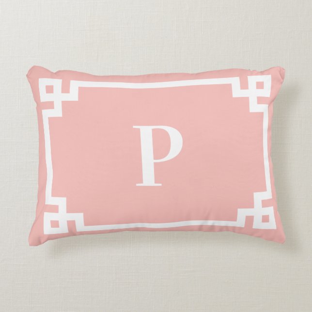 Light Coral and White Greek Key Border Monogram Accent Kussen (Voorkant)