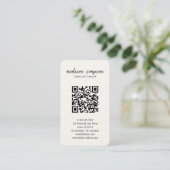 Light Cream Minimalist Modern Initiaal QR Code Visitekaartje (Staand voorkant)