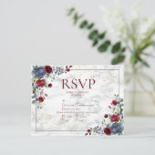 Light Dusty Blue Burgundy Gold Wedding RSVP Uitnodiging Briefkaart (Staand voorkant)