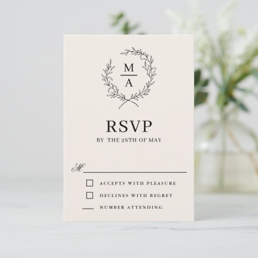 Light Ecru Simple Elegant Monogram RSVP Kaartje (Staand voorkant)