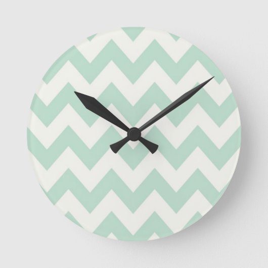 Light Green Chevron Clock Ronde Klok (Voorkant)