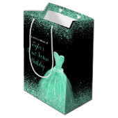 Light Green Dress Faux Glitter Sweet 16 Birthday Medium Cadeauzakje (Achterkant Gekanteld)