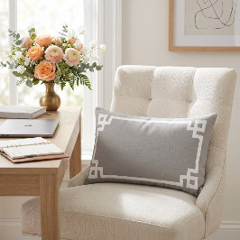 Light Grey and White Greek Key | bewerkbare kleure Kussen