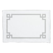Light Grey and White Greek Key Border Standard Kussensloop (Voorkant-Links)