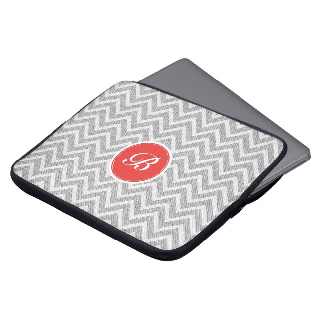 Light Grey Chevron Pattern Linen Texture Monogram Laptop Sleeve (Voorkant top)