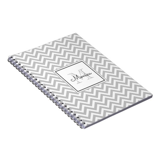 Light Grey Chevron Pattern met Monogram Notitieboe Notitieboek (Rechterzijde)