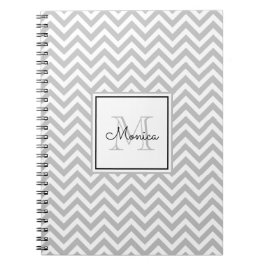 Light Grey Chevron Pattern met Monogram Notitieboe Notitieboek