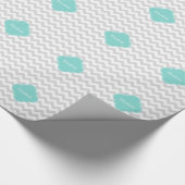 Light Grey White Chevron Aqua Quatrefoil Monogram Cadeaupapier (Hoek)