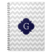 Light Grey White Chevron Navy Quatrefoil Monogram Notitieboek (Voorkant)