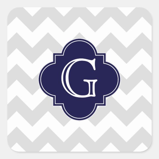 Light Grey White Chevron Navy Quatrefoil Monogram Vierkante Sticker (Voorkant)