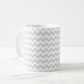 Light Grey White Chevron Zig-Zag Pattern Koffiemok (Voorkant links)