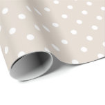 Light Khaki | Wit Polka Dot inpakpapier<br><div class="desc">Dit klassieke polka dot cadeau inpakpapier is perfect voor uw cadeau behoeften! Wikkel een verjaardagscadeau, baby shower cadeau, vrijgezellenfeest cadeau, huwelijkscadeau of cadeau voor een andere speciale gelegenheid. Het is ook een prachtige keuze voor het inpakken van papierambachten: inpakken van papieren enveloppen, inpakken van papier, bunting, inpakken van streamers of...</div>