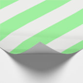 Light Mint Green en White Huge Stripe Pattern Cadeaupapier (Hoek)