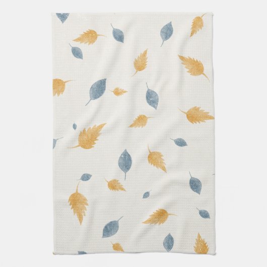 Light Pastel Blue en Brown Autumn Leaves Pattern Theedoek (Verticaal)