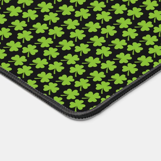 Light Shamrocks Black Bureaumat (Hoek)