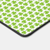 Light Shamrocks White Bureaumat (Hoek)