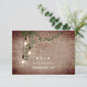 Lightbulb Greenery Garland Brick Wedding RSVP Kaartje (Staand voorkant)