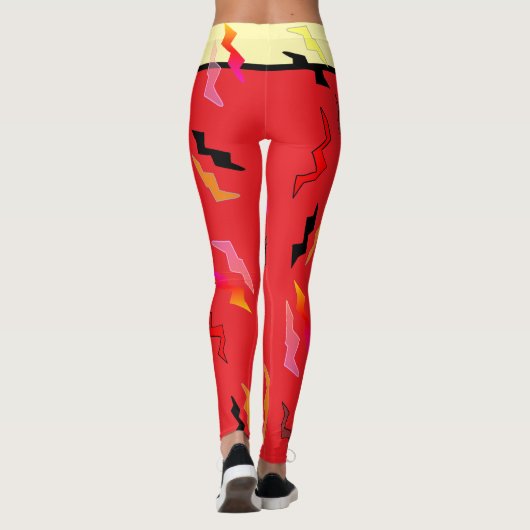 Lightning Bolts Red Black Cream Leggings (Achterkant)