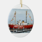 Lightship Nantucket with Glorious Flags Keramisch Ornament (Rechts)