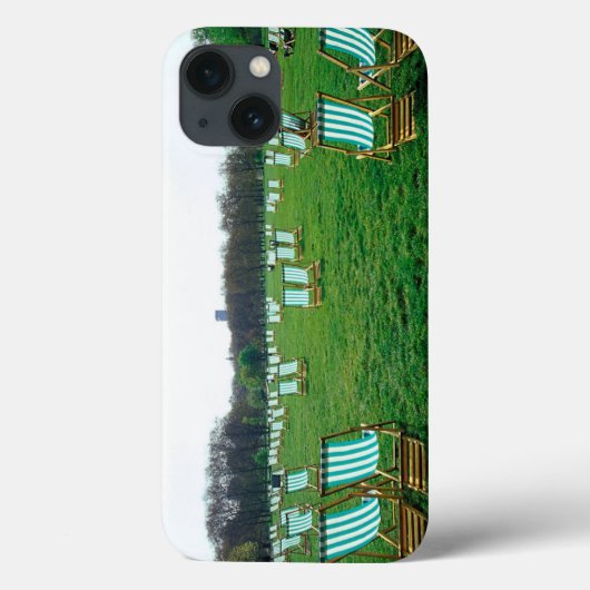 Ligstoelen verspreid in Green Park, Londen Case-Mate iPhone Case (Achterkant)
