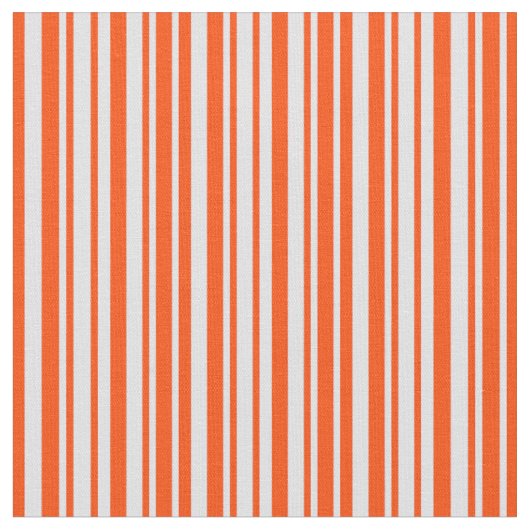 Lijn met rode kleur en lavendel stof (Close Up)