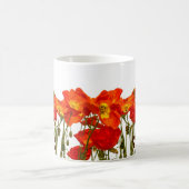 Lijn rode papaver, geïsoleerd, achtergrond, schoon koffiemok (Center)