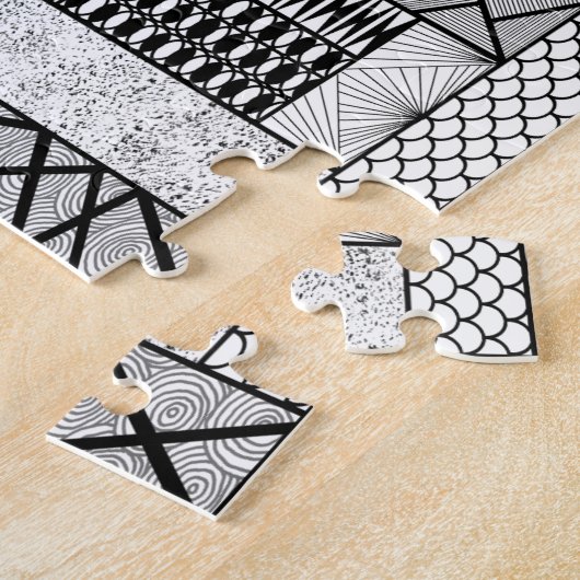 Lijnen en cirkels hoek in zwart-wit legpuzzel (Zijkant)