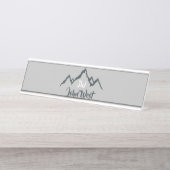 Lijngetrokken monogram voor berggebied, op maat bureau naambordje (Voorkant)