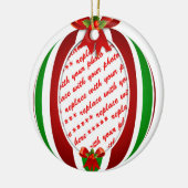 Lijst met rode en groene kerstsierfoto's keramisch ornament (Links)