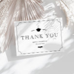 lijst zwart-wit afstuderen dank u briefkaart<br><div class="desc">Dit ontwerp heeft een  lijst en een eenvoudig zwart-wit thema. Voel je vrij om het afbeelding te veranderen en dank je bericht aan de achterkant.</div>