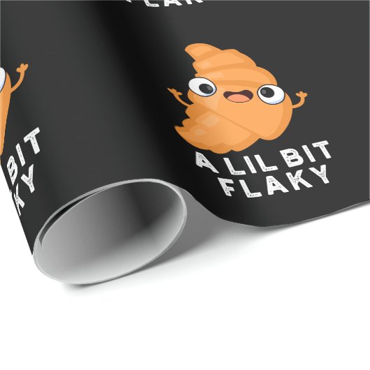 Lil Bit Flaky Funny Croissant Pastry Pun Dark BG Cadeaupapier (Rol Hoek)