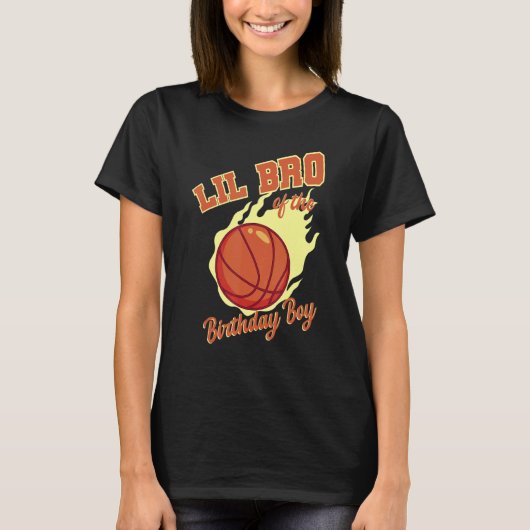 Lil Bro van de Basketbalfamilie van de geboorte T-shirt (Voorkant)