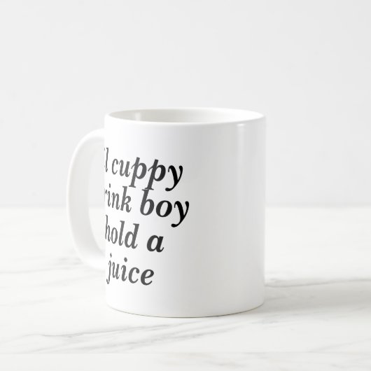 lil cuppy drink jongen houdt mok (Voorkant links)