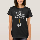 Lil’ kalkoen in de ovenzwangerschap Thanksgiving T-shirt (Voorkant)