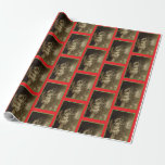 Lil Meisje met Doll Christmas Cadeaupapier<br><div class="desc">Vintage foto van meer dan 70 jaar oud! Verkrijgbaar in verschillende maten rollen en in glanzend of mat. .</div>