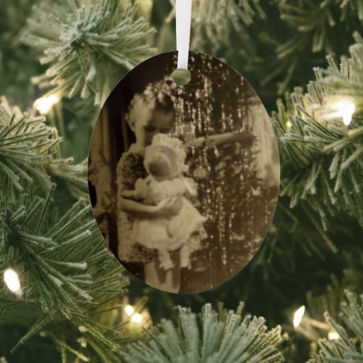 Lil Meisje Met Doll Metal Kerst Ornament (Insitu)