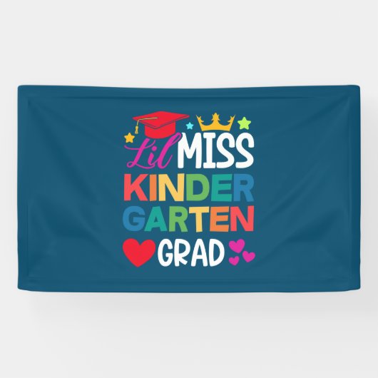 Lil Miss Kindergarten Afstudeerder Prek Afstuderen Spandoek (Horizontaal)