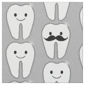 Lil Mustache Tooth op Grey Stof (Close Up)