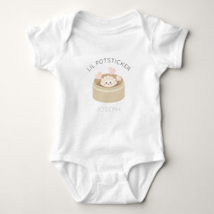 Lil Potsticker in het Chinese Steamer Baby Bodysui Romper