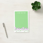 Lila bloemen en groene post-it notities post-it® notes (Kantoor)
